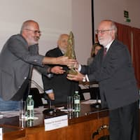 Prof. Eugenio Oñate receives ICARO Award from University of A Coruña