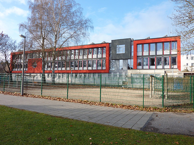 Fischbacher Main road primary school. Nuremberg